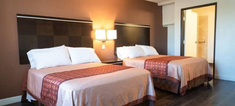 梅伍德旅馆(Maywood Inn)图片