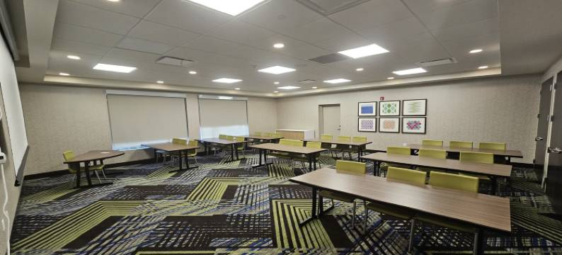 萨尼亚爱德华角智选假日酒店(Holiday Inn Express SARNIA - POINT EDWARD by IHG)图片