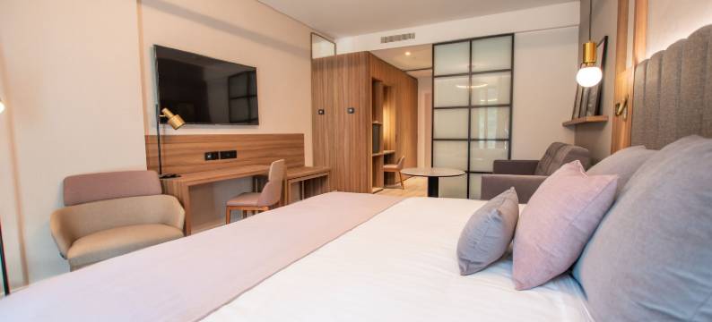 吉拉尔达中心酒店(Hotel Giralda Center)图片