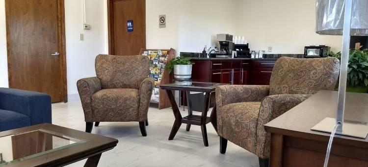 德纳姆斯普林斯东巴顿鲁治高地酒店(Highland Inn Denham Springs Baton Rouge East)图片