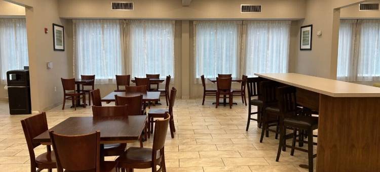 格林斯伯勒丽笙乡村套房酒店(Country Inn & Suites by Radisson, Greensboro, NC)图片