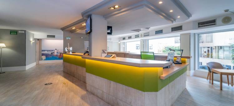 ARTIEM 卡普里酒店(Artiem Capri)图片