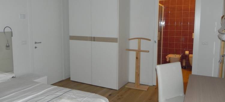 梅里观光地点公寓酒店(Da Meri Locazione Turistica Appartamento)图片