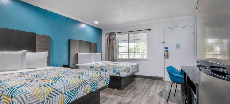 加利福尼亚圣贝纳迪诺 6 号开放式套房酒店(Studio 6 Suites San Bernardino, CA)图片