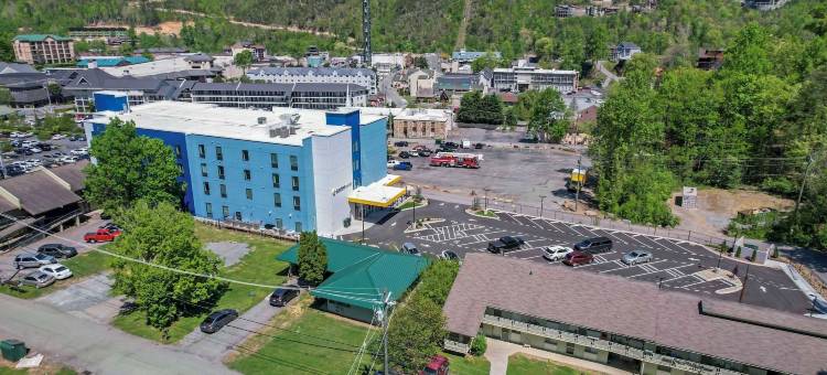 舒适酒店套房(Comfort Suites Gatlinburg Downtown-Convention Center)图片