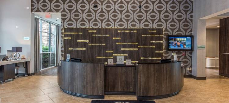 北查尔斯顿会议中心希尔顿逸林酒店(DoubleTree by Hilton North Charleston Convention Center)图片