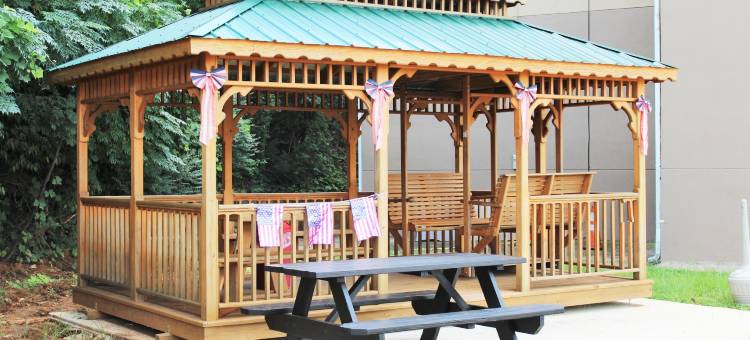 塔斯卡卢萨速8酒店(Super 8 by Wyndham Tuscaloosa)图片