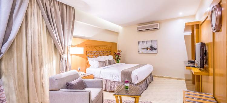 阿姆海德阿尔玛拉兹-阿尔加米阿住宿(Al Muhaidb Al Malaz - Al Jamiah)图片