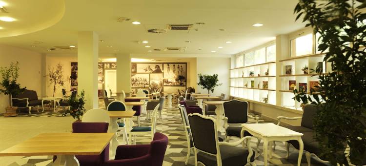 米尔纳酒店 - 生活经典 Spa 酒店 - 波尔托罗日(Hotel Mirna - Terme & Wellness Lifeclass)图片