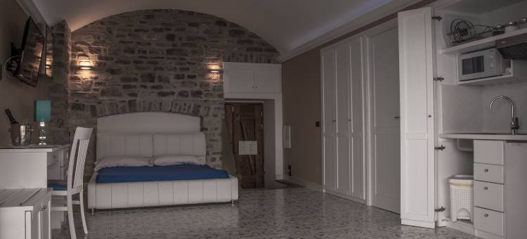 迪珀卡塔玛拉酒店(Residenza d'Epoca Tamara)图片