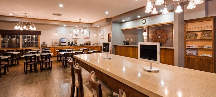 布法罗岭贝斯特韦斯特酒店(Best Western Buffalo Ridge Inn)图片