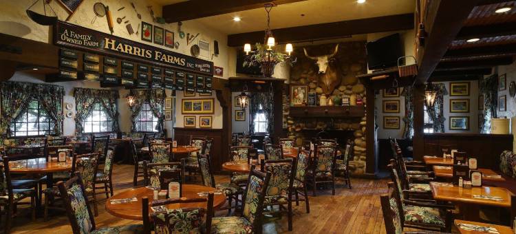 哈里斯牧场度假村(Harris Ranch Resort)图片