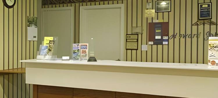 大草原城温德姆豪生酒店-近孤星公园(Howard Johnson by Wyndham Grand Prairie Near Lone Star Park)图片