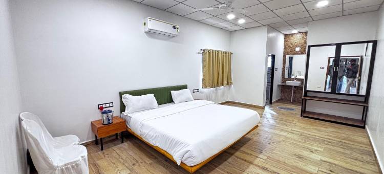 Unique Resort And Restaurant图片