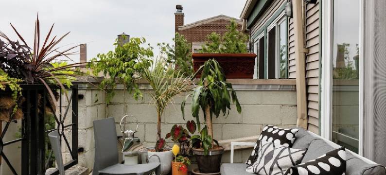 EAST VILLAGE 4-LEVEL-HOUSE WITH 5 BATHS & COVERED ATTACHED GARAGE图片