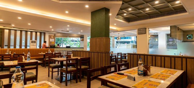 Royal Plaza Glitz Inn图片