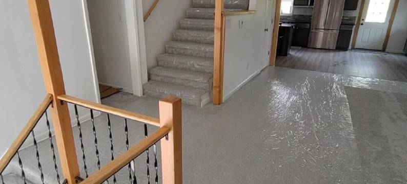 5-bedroom house on open lot in Bentleyville with spacious kitchen and LR.图片