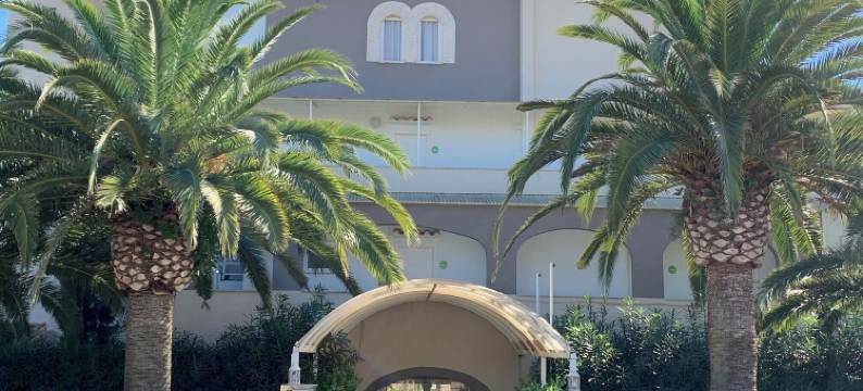 西莫俱乐部公寓酒店(Club Simó)图片