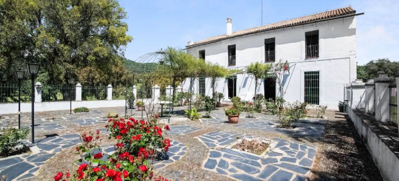 Holiday Home in Aracena with Private Pool图片