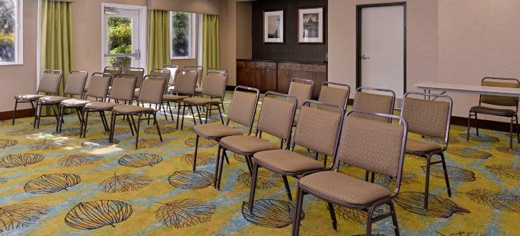 智选假日套房酒店弗雷斯诺(河公园)HWY 41(Holiday Inn Express & Suites Fresno (River Park) Hwy 41)图片