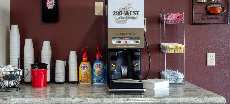 格林斯堡红顶酒店(Red Roof Inn Greensburg)图片