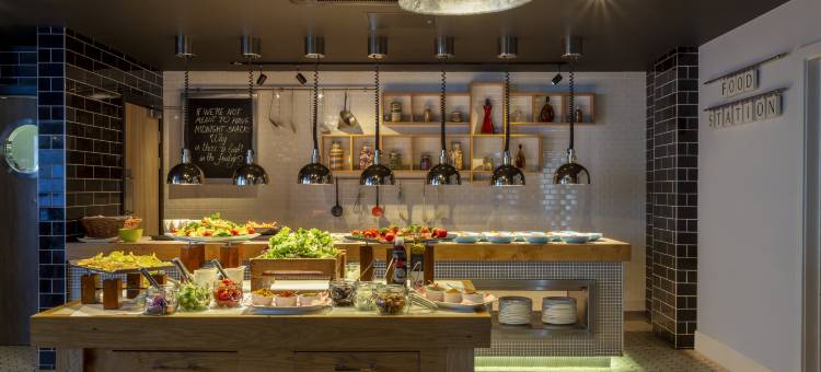 Holiday Inn 伦敦宾福特锁(Holiday Inn LONDON - BRENTFORD LOCK by IHG)图片