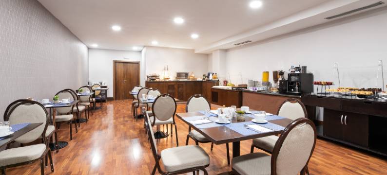 埃克斯阿戈拉卡塞雷斯住宿(Exe Agora Cáceres)图片