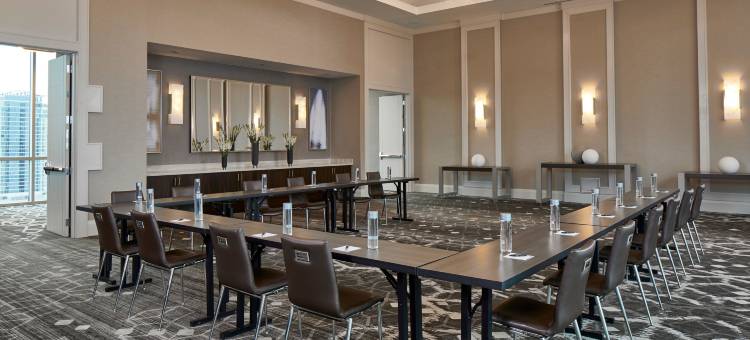 纳什维尔市中心/会议中心万豪SpringHill Suites酒店(SpringHill Suites Nashville Downtown/Convention Center)图片