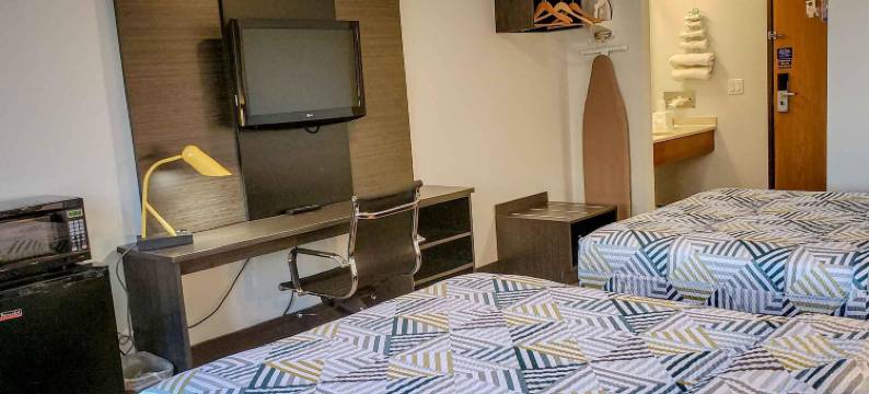 伊利诺伊伊基瓦尼 6 号汽车旅馆(Motel 6 Kewanee, IL)图片