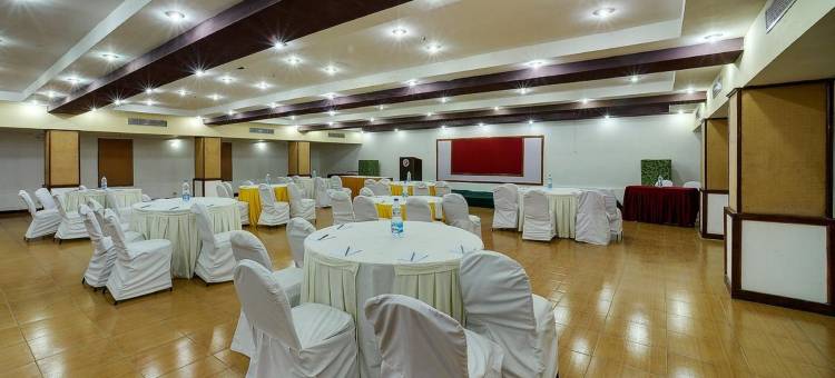 拉米特莱提鲁帕提酒店(Ramee Guestline Tirupati)图片