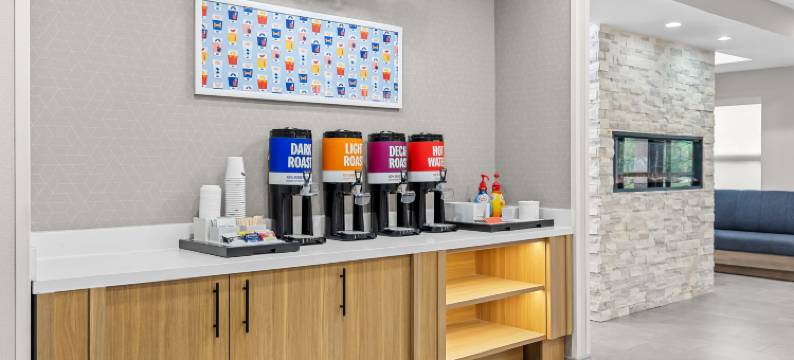 阿克伦费尔劳恩欢朋酒店(Hampton Inn Akron/Fairlawn)图片