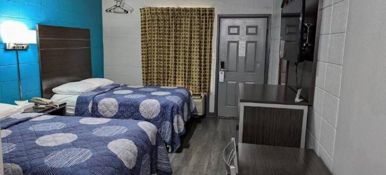 谢里登汽车旅馆(Sheridan Inn)图片