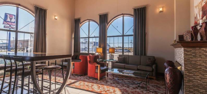 奥瓦索 US-169 凯艺套房酒店(Quality Inn & Suites Owasso US-169)图片