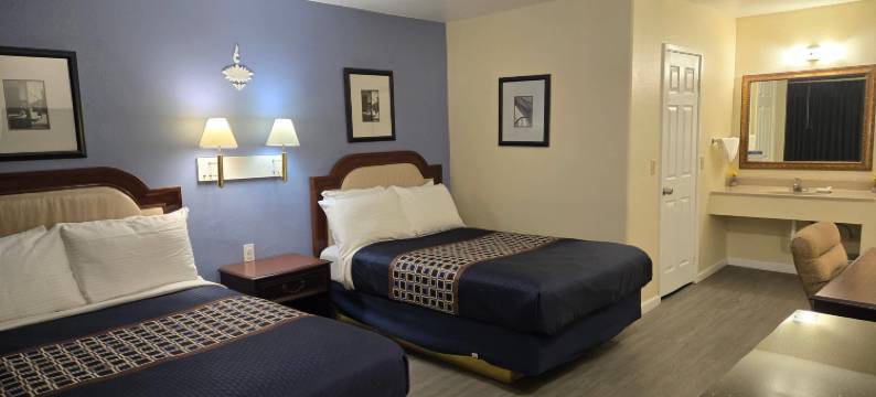 罗德韦因&套房布莱斯I-10(Rodeway Inn & Suites Blythe I-10)图片