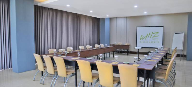 雅加达奇基尼呼啸酒店(Whiz Hotel Cikini Jakarta)图片