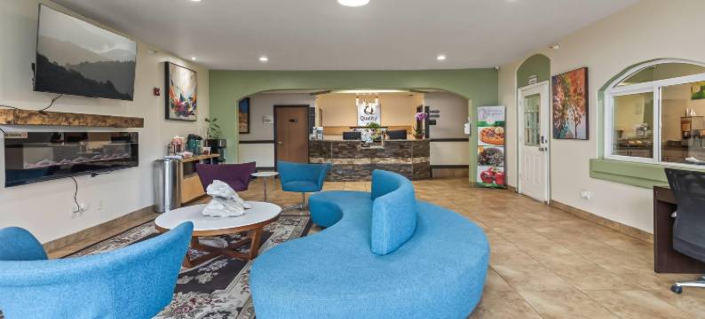 萨利娜国家森林区品质套房酒店(Quality Inn & Suites Salina National Forest Area)图片