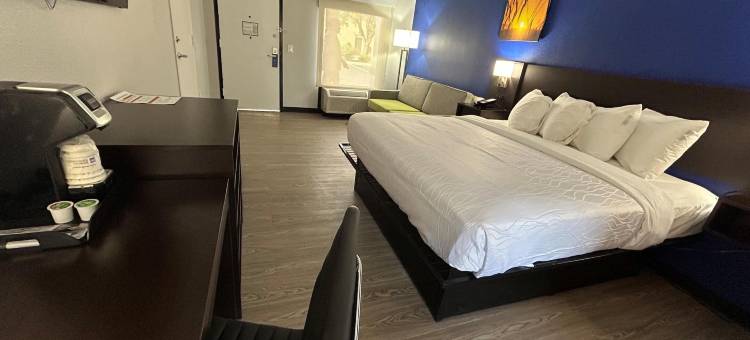 SureStay Studio by Best Western Rowland图片