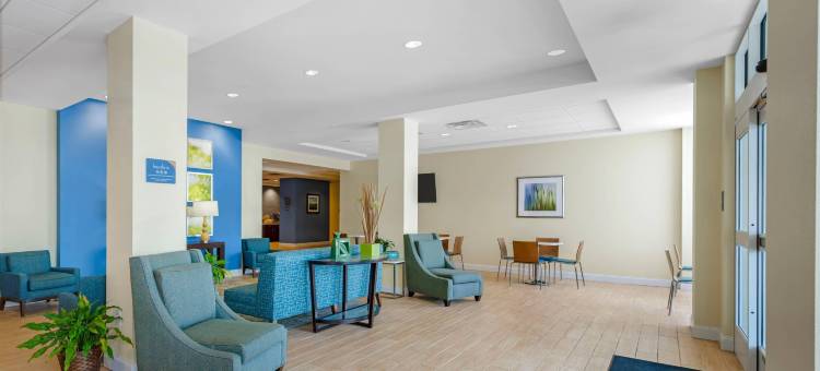 北阿尔图纳的舒眠套房酒店(Sleep Inn & Suites Altoona North)图片