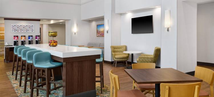 底特律特洛伊欢朋套房酒店(Hampton Inn & Suites Detroit/Troy)图片