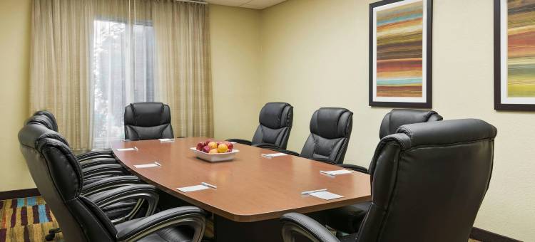 斯普林代尔万枫酒店及套房(Fairfield Inn & Suites Springdale)图片
