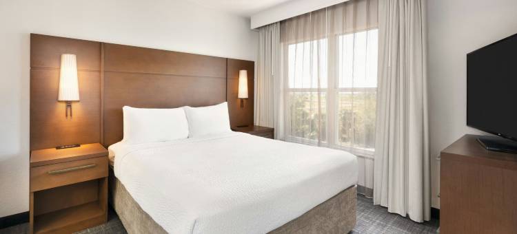 Residence Inn 酒店代托纳比奇赛道/机场店(Residence Inn Daytona Beach Speedway/Airport)图片