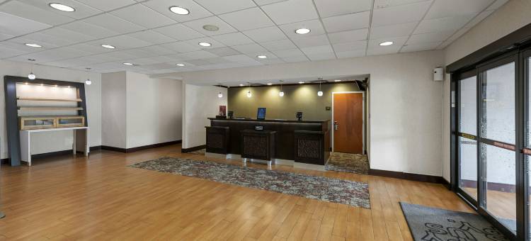 纳努特希尔顿欢朋酒店(Hampton Inn Nanuet)图片