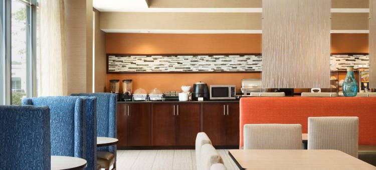 Townhome Inn & Suites by IHG图片