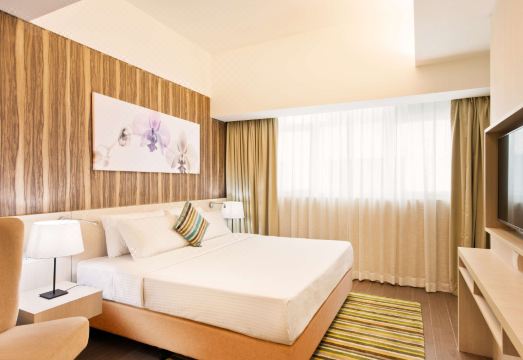 Oasia Suites Kuala Lumpur by Far East Hospitality Hotel Overview