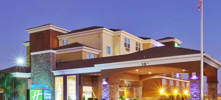 Holiday Inn Express 西萨克拉门托 - 国会区(Holiday Inn Express WEST SACRAMENTO - CAPITOL AREA by IHG)图片