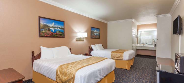 南盖特戴斯套房酒店(Days Inn & Suites by Wyndham South Gate)图片
