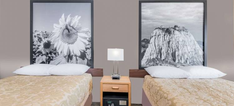 鲍曼速8酒店(Super 8 by Wyndham Bowman)图片