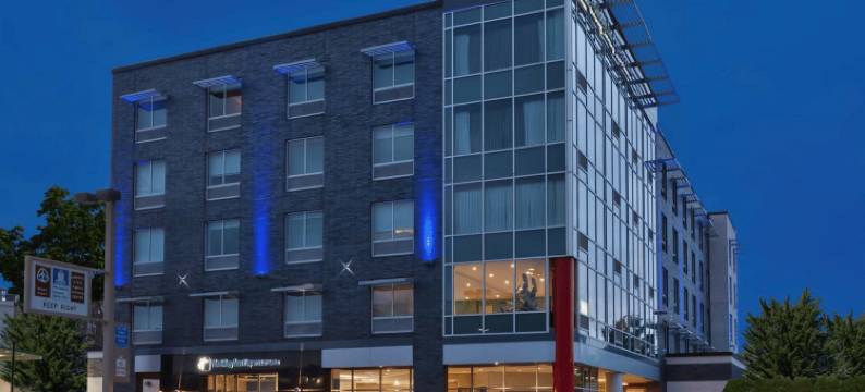 泽西市霍兰德隧道智选假日套房酒店(Holiday Inn Express & Suites JERSEY CITY - HOLLAND TUNNEL by IHG)图片