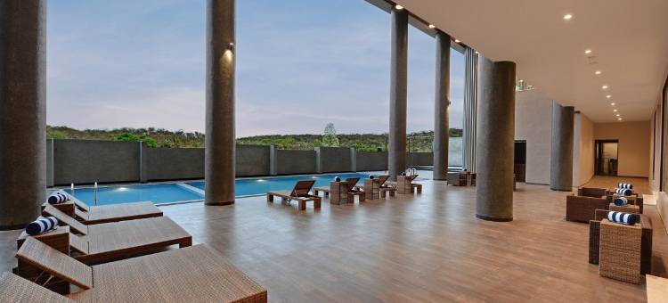 玛鲁迪南丹大酒店(The Maruti Nandan Grand)图片