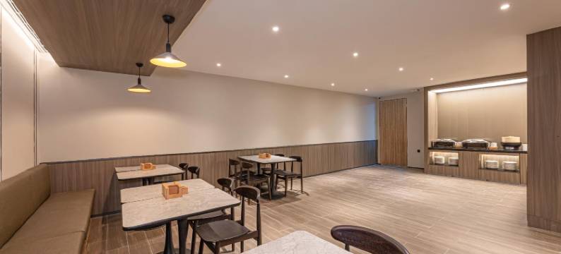 汉庭酒店(南京东郊小镇地铁站店)图片